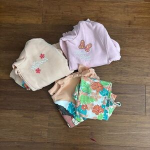 Disney girls 4 pc lot Minnie and Moana size 4